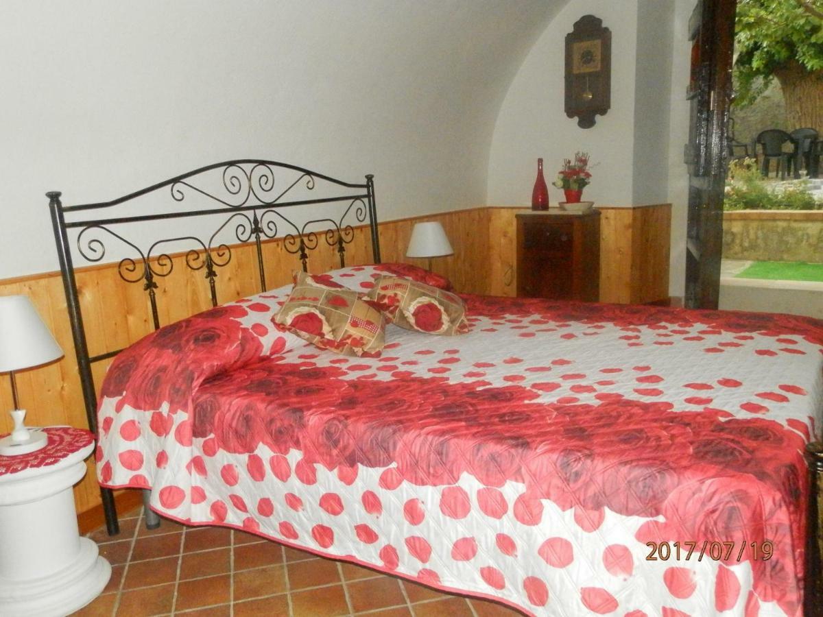 B&B Palazzo L'Occaso Кастровілларі Екстер'єр фото
